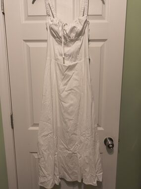 Iris White Sleeveless Dress